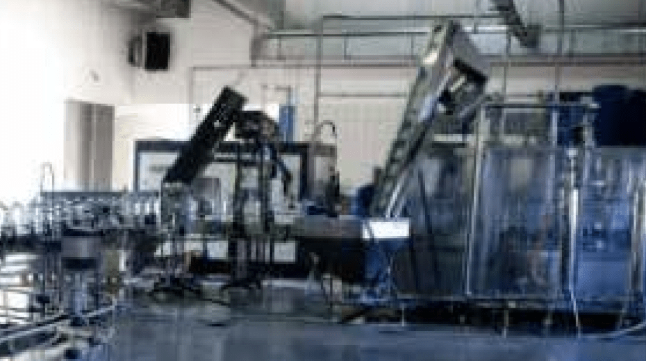 綺麗な工場の画像